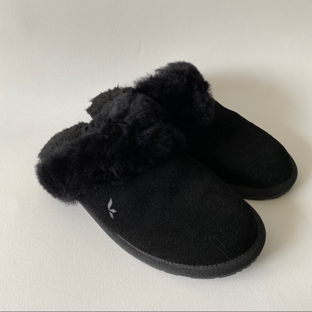 Koolaburra by UGG black slippers - Size 7